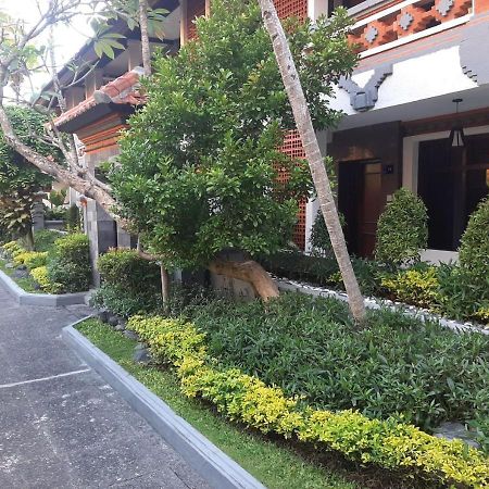 Dewa Bharata Bungalows Legian Exterior photo