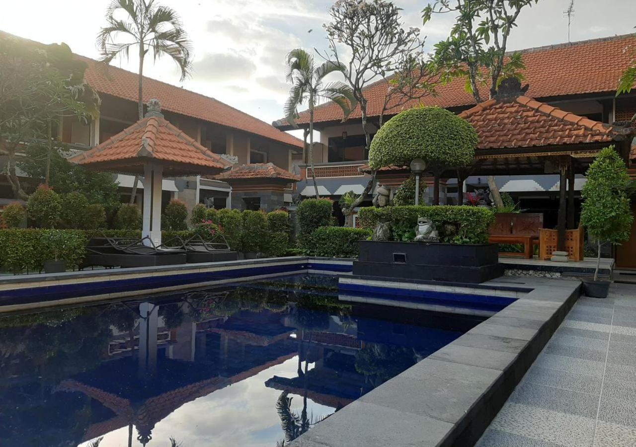Dewa Bharata Bungalows Legian Exterior photo