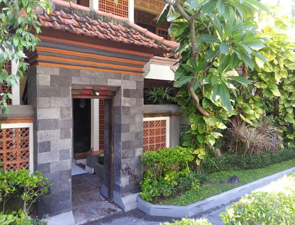 Dewa Bharata Bungalows Legian Exterior photo